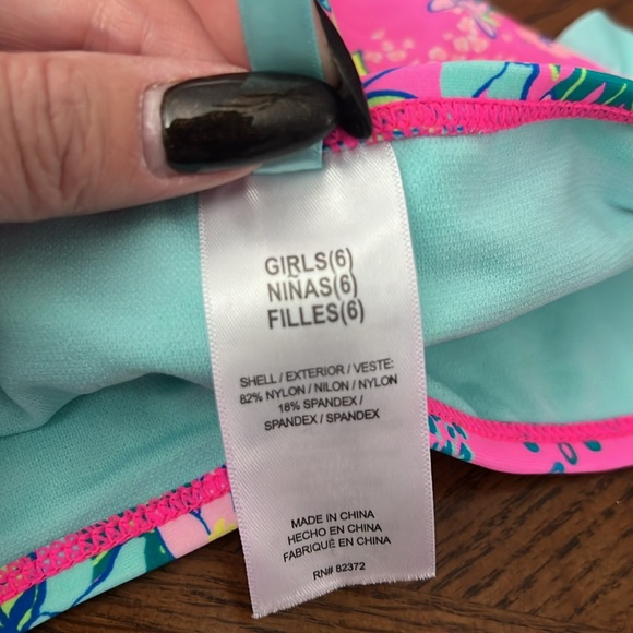 Brand New Girls Bathing-suit, size Small (6) - Picture 4 of 4